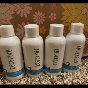 Rodan + Fields REDEFINE Pore Minimizing toner